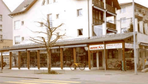 100 Jahre Zweirad Brügger in Root