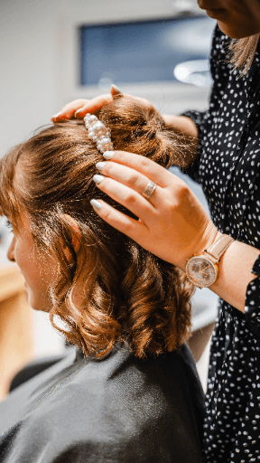 Haar Styling & Make-up